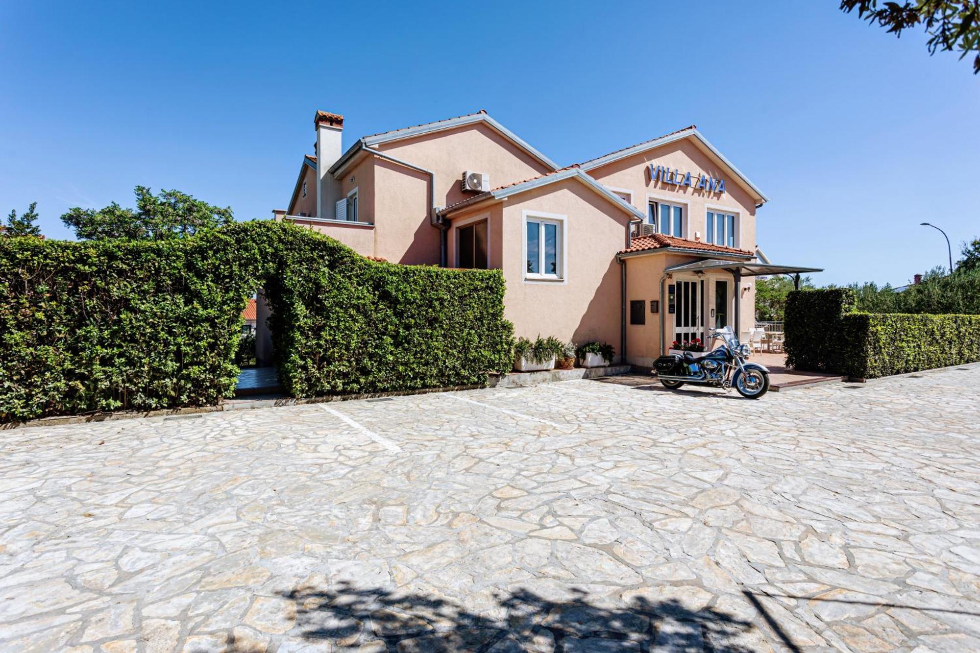 B&B Villa Ana Krk Town Εξωτερικό φωτογραφία