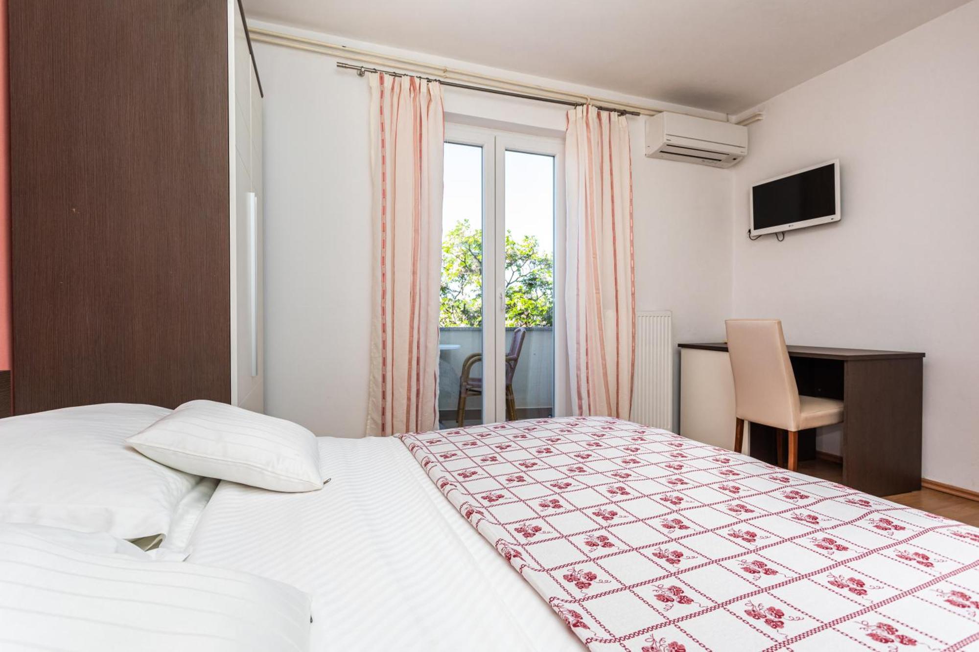 B&B Villa Ana Krk Town Δωμάτιο φωτογραφία