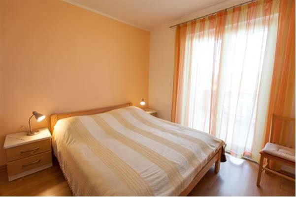 B&B Villa Ana Krk Town Εξωτερικό φωτογραφία