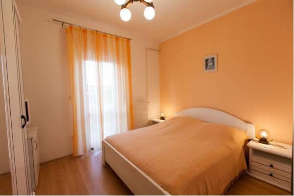 B&B Villa Ana Krk Town Εξωτερικό φωτογραφία